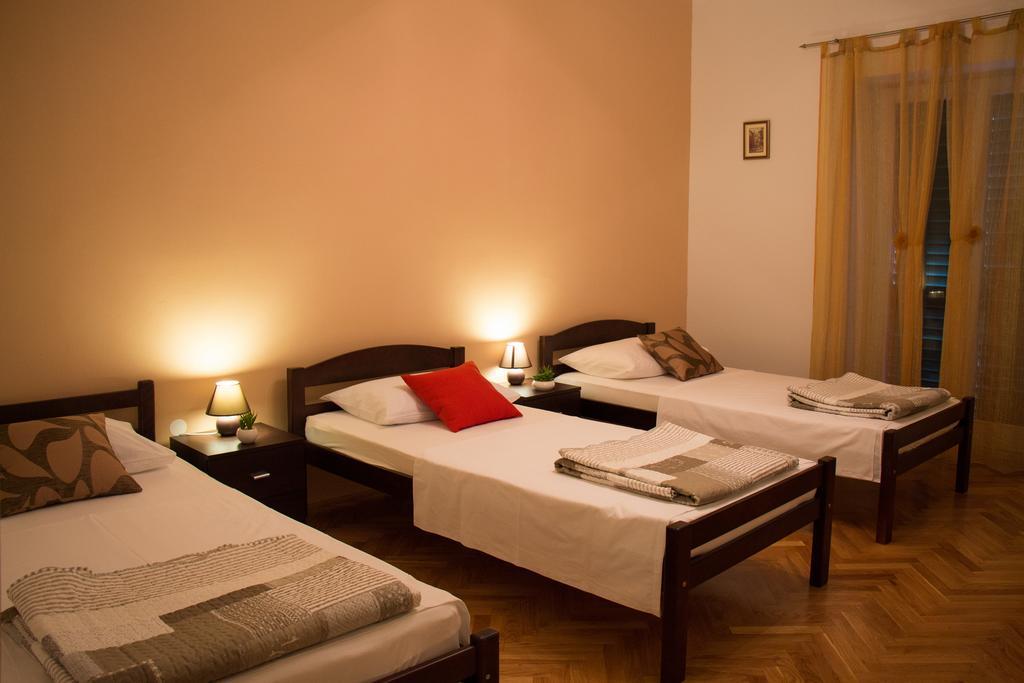 Apartment Leatoni Split Bagian luar foto